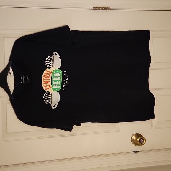T-shirt Friends - Central Perk | Tips for original gifts